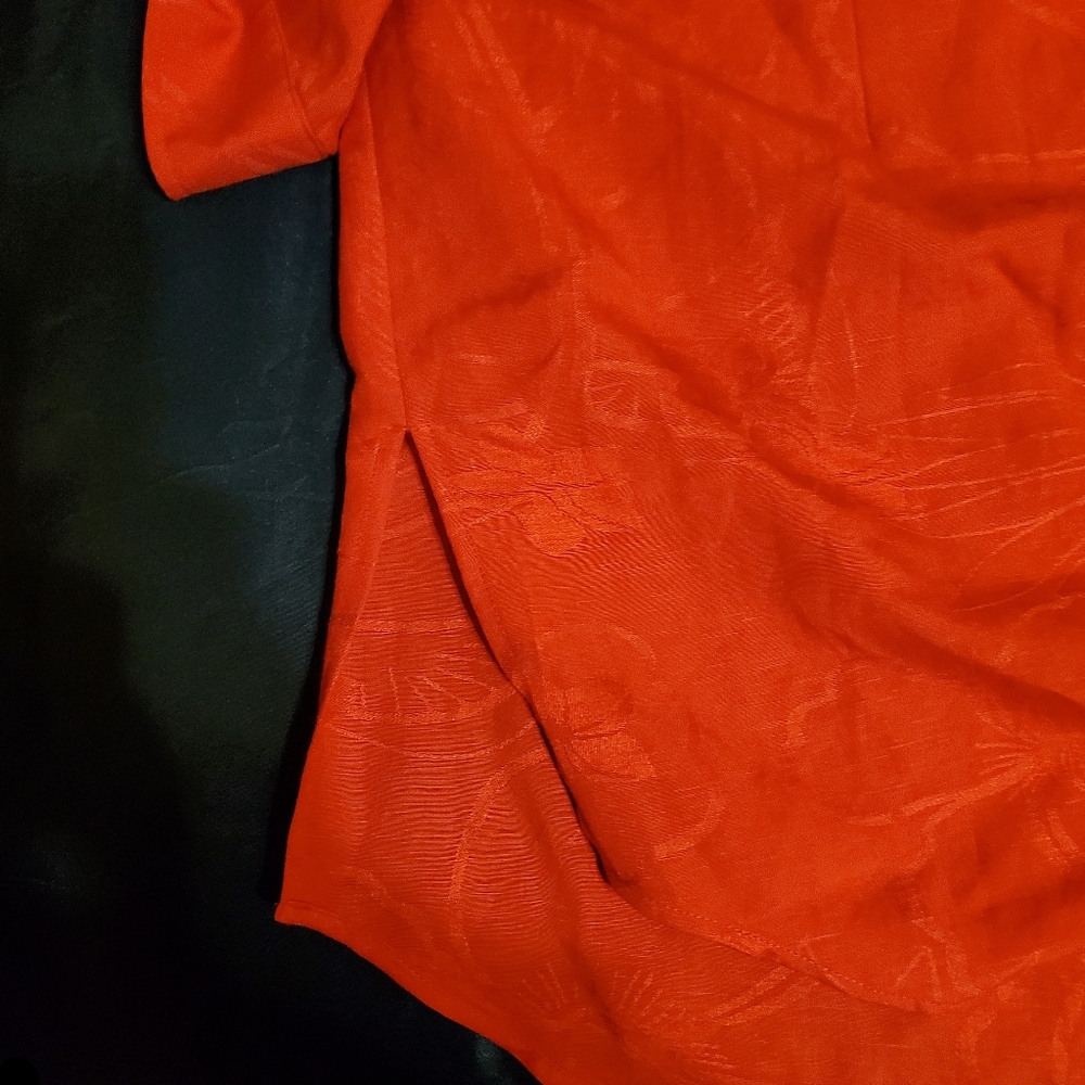 Linen Chico's button down tunic - Picture 2 of 4